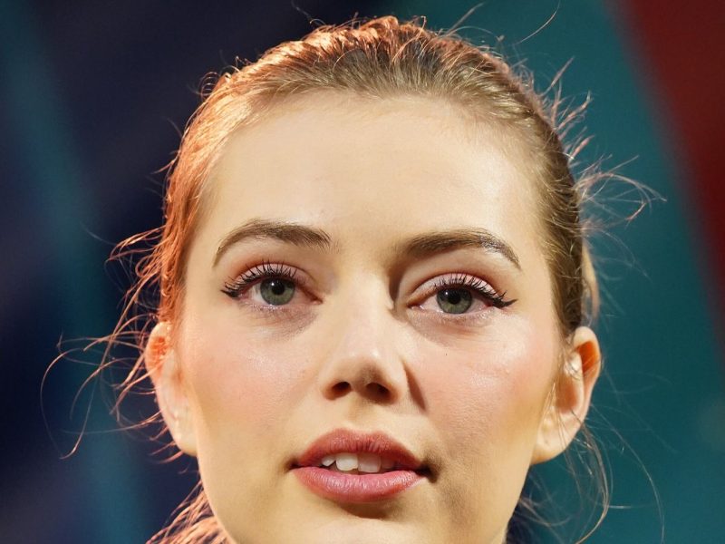 Grace Van Dien