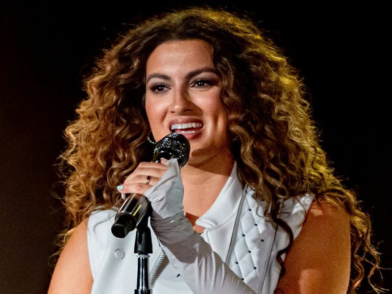 Tori Kelly