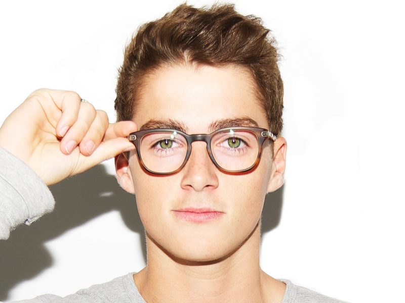 Finn Harries