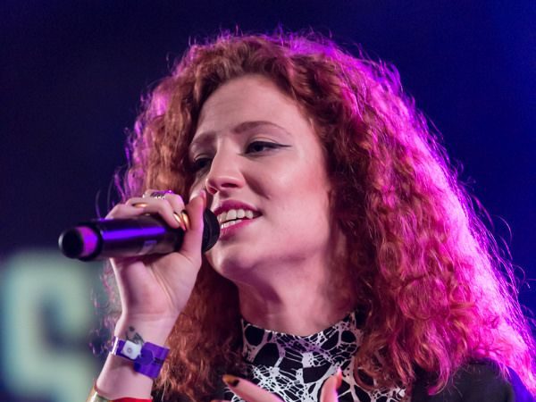 Jess Glynne