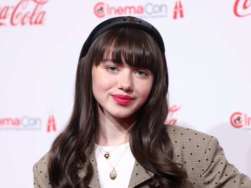 Violet McGraw