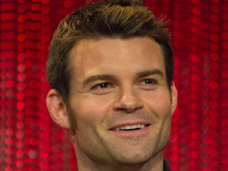 Daniel Gillies