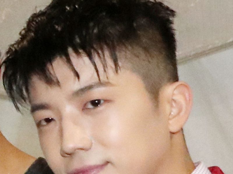 Jang Wooyoung