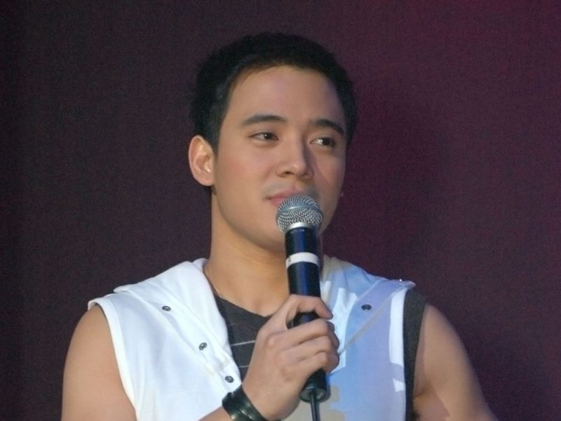 Erik Santos
