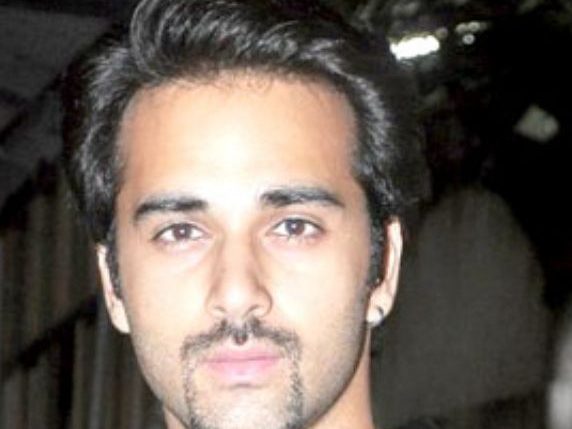 Pulkit Samrat