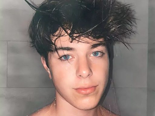 Jeremy Hutchins