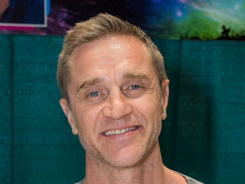 Devon Sawa