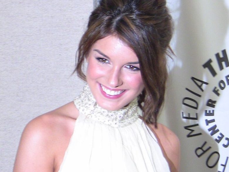 Shenae Grimes