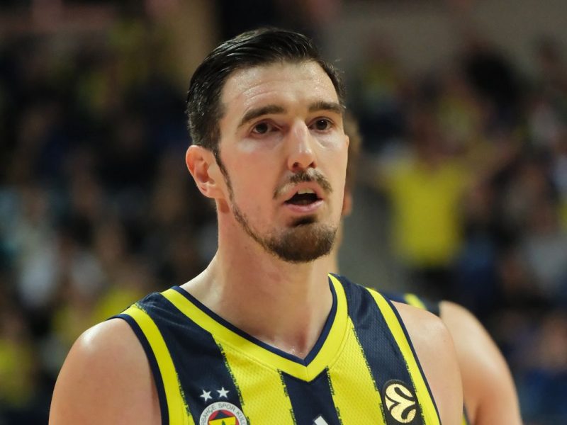 Nando de Colo