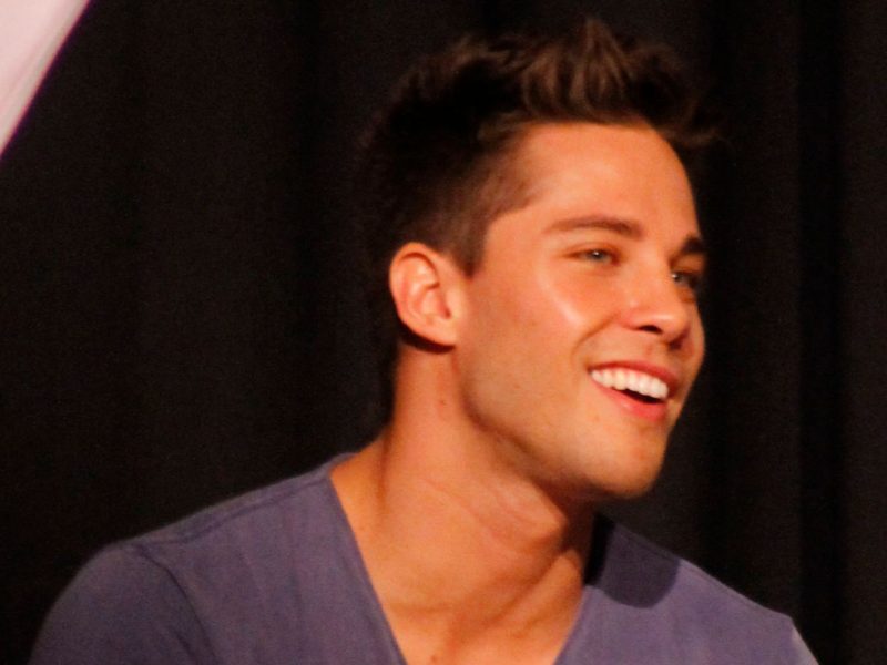 Dean Geyer