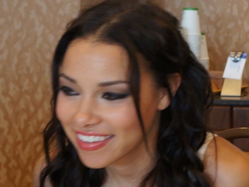 Jessica Parker Kennedy
