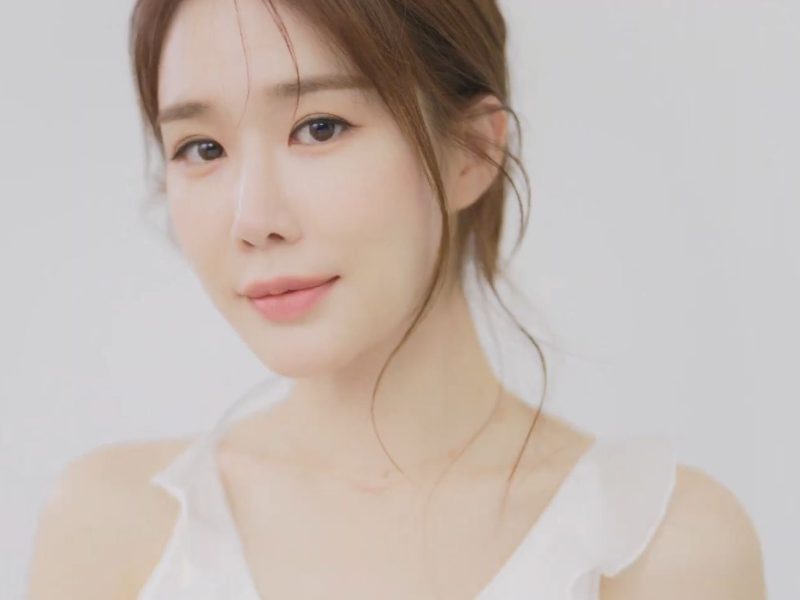 Yoo In-na