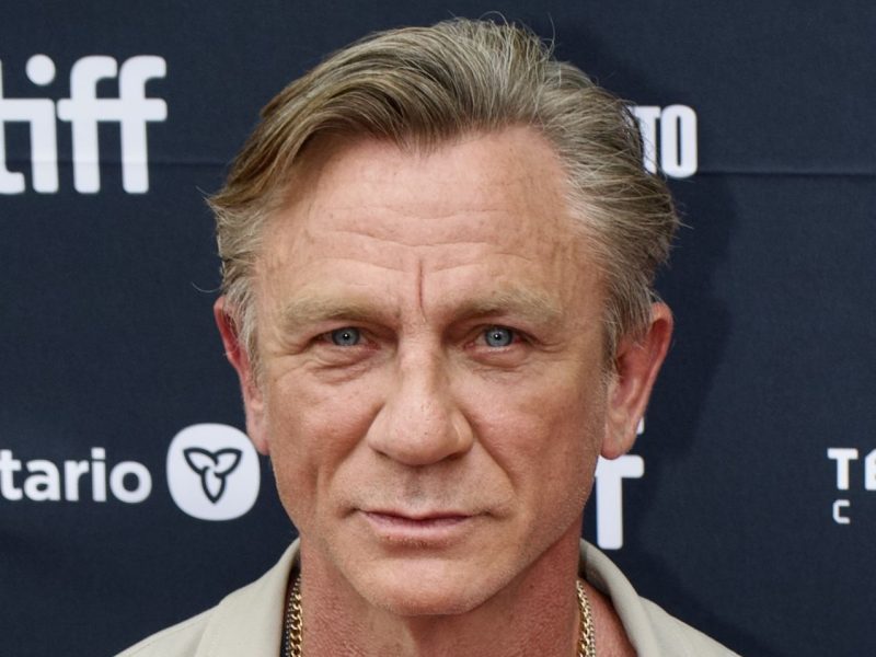 Daniel Craig