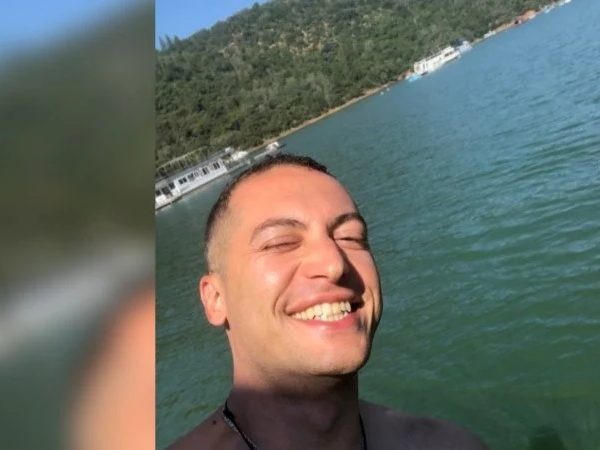 Nima Momeni Wiki, Age, Wife, Net Worth, Sister & Bio