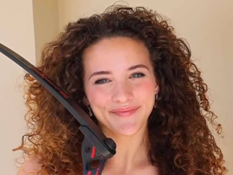 Sofie Dossi