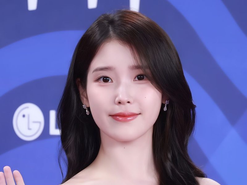 IU