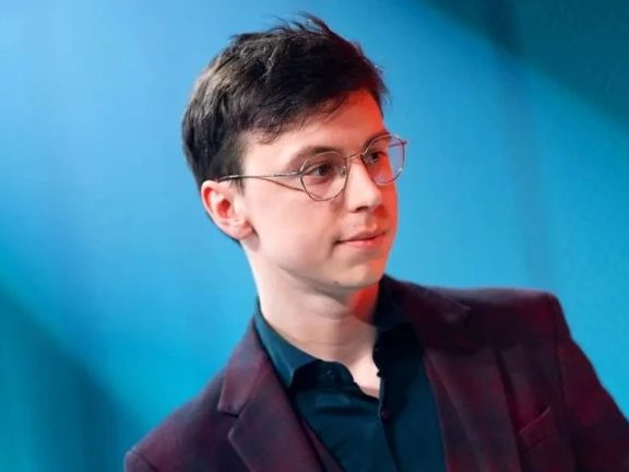 Caedrel Age, Height, Wiki, Name, Net Worth, GF & Bio