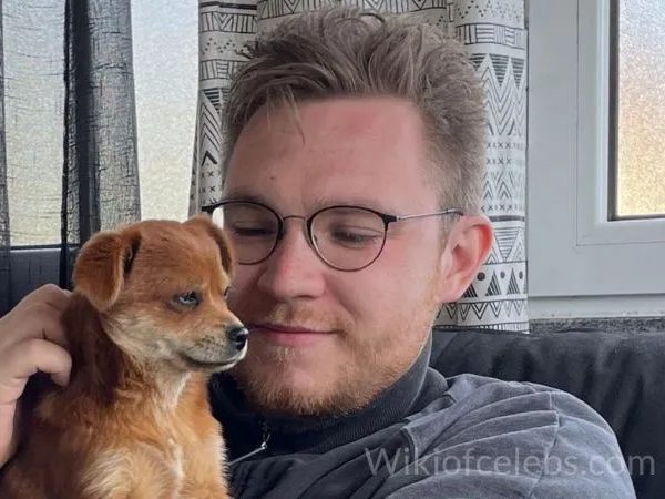 ohnePixel Age, Net Worth, Wiki, Name, Ethnicity, GF & Bio