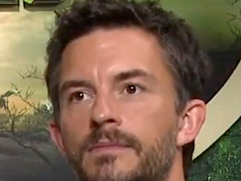 Jonathan Bailey