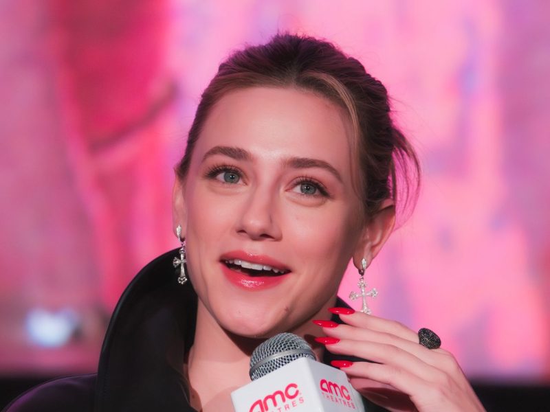 Lili Reinhart