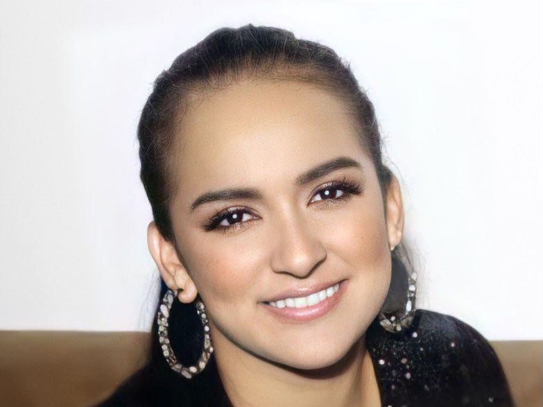 Daniela Darcourt