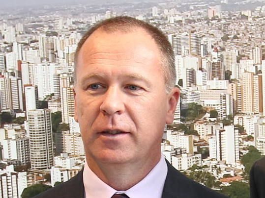 Mano Menezes