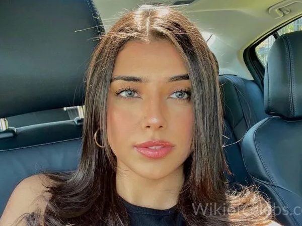 Gal Akbari Age, Height, Wiki, Net Worth, BF & Bio