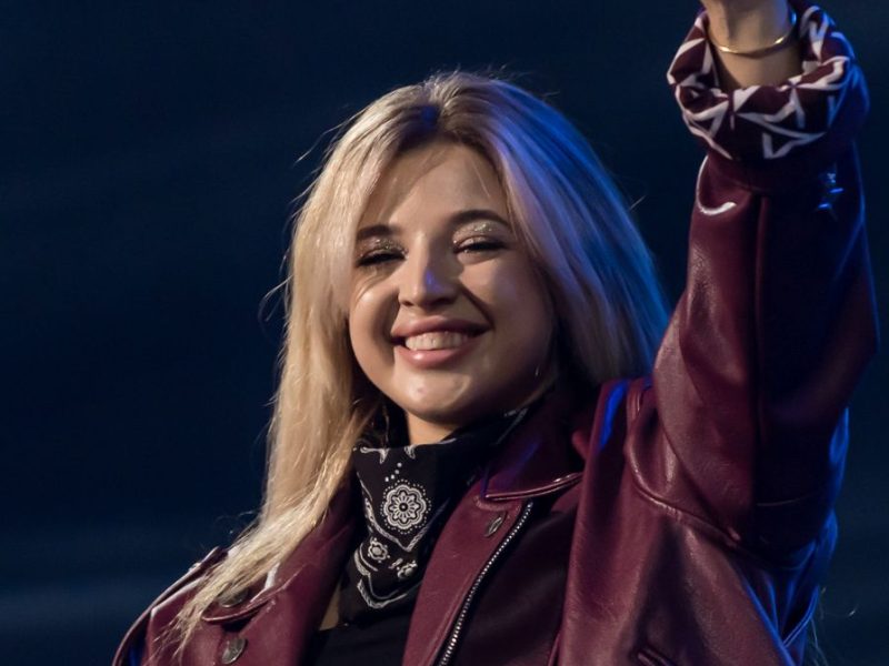 Anya Pokrov
