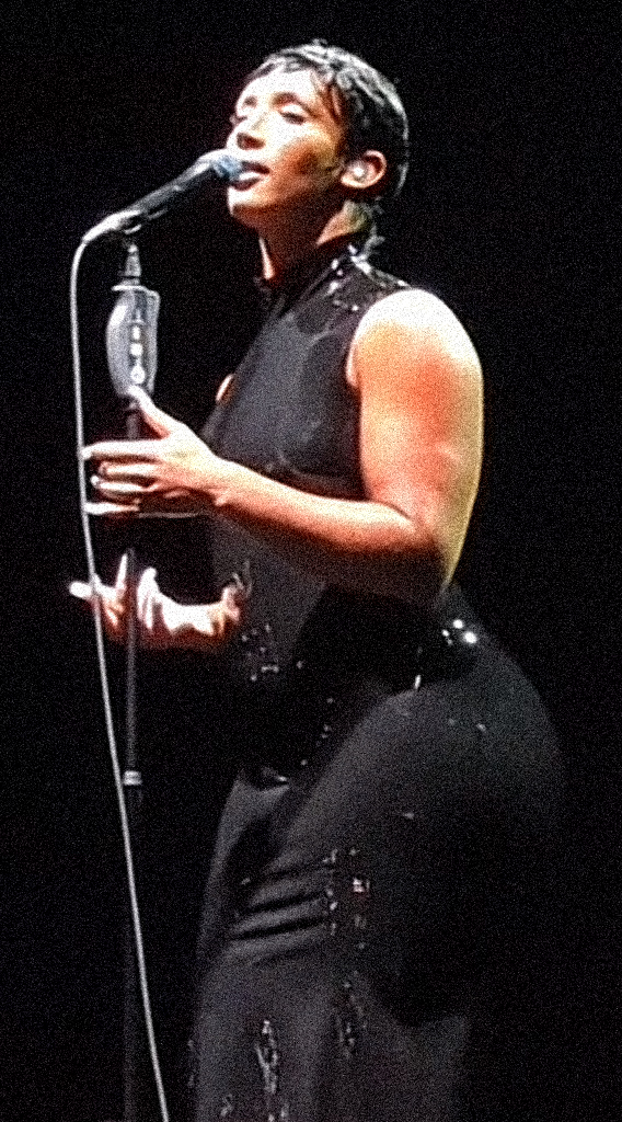 Naomi Sharon